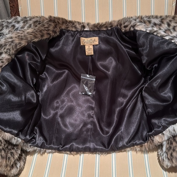 PECK & PECK GLAM PLUSH FAUX FUR CROPPED JACKET SIZE MEDIUM - Picture 10 of 12